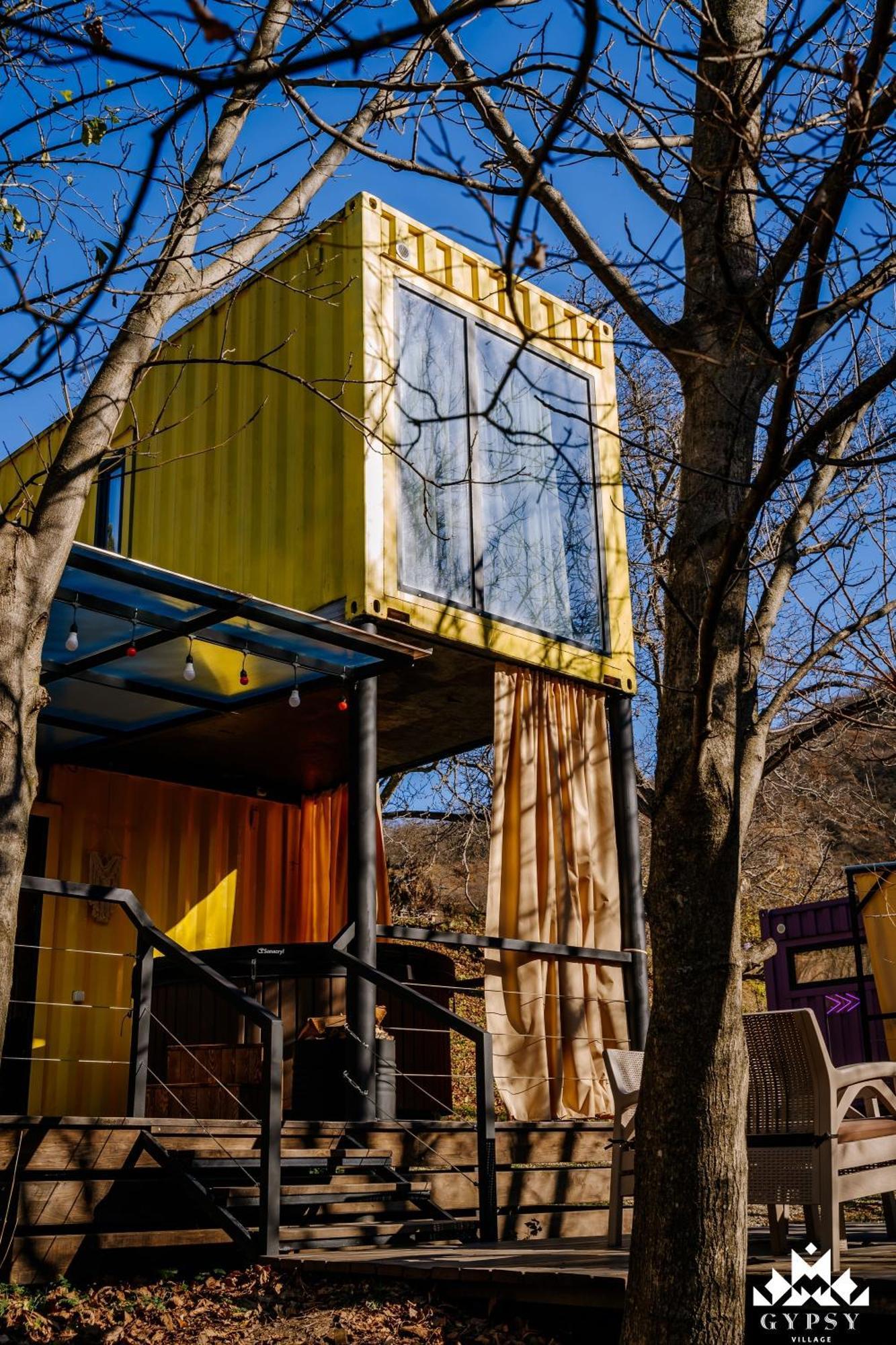 Gipsy Village Park Hotel Asureti Exterior photo